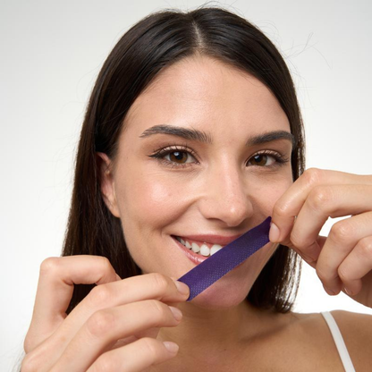 Qinqiora Whitening Strips – Achieve a Brighter, Whiter Smile in Just 7 Days!